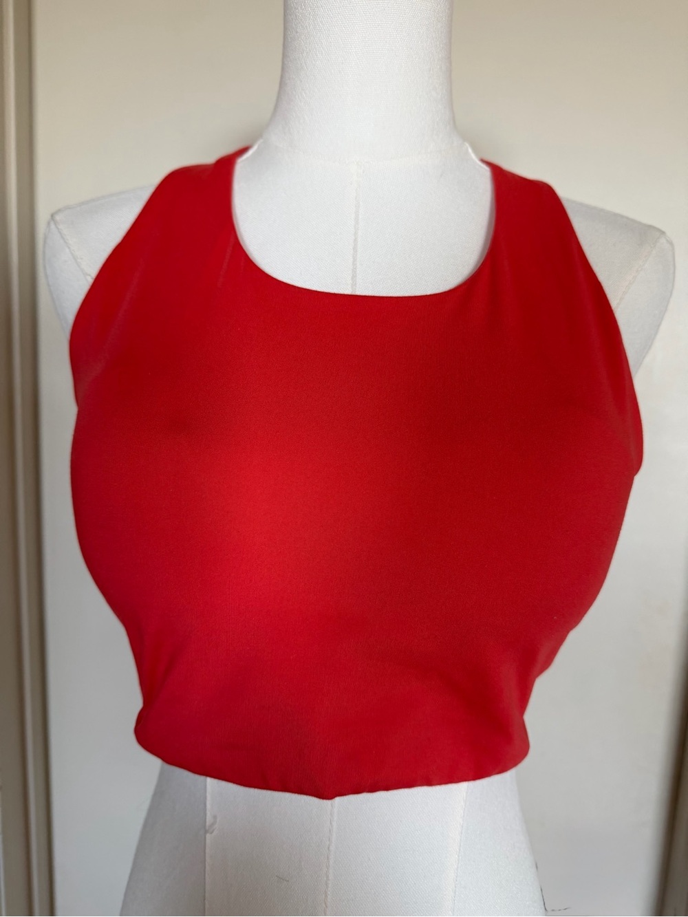 GapFit Red Racerback Sports Bra Crop Top Size M